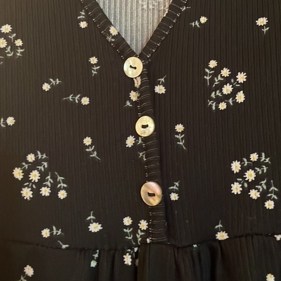 Black women’s dress size large - Picture 2 of 4